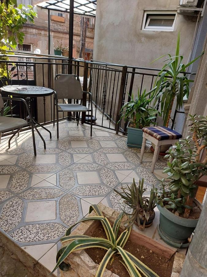 Дом 8 Apartment Tbilisi Luaran gambar