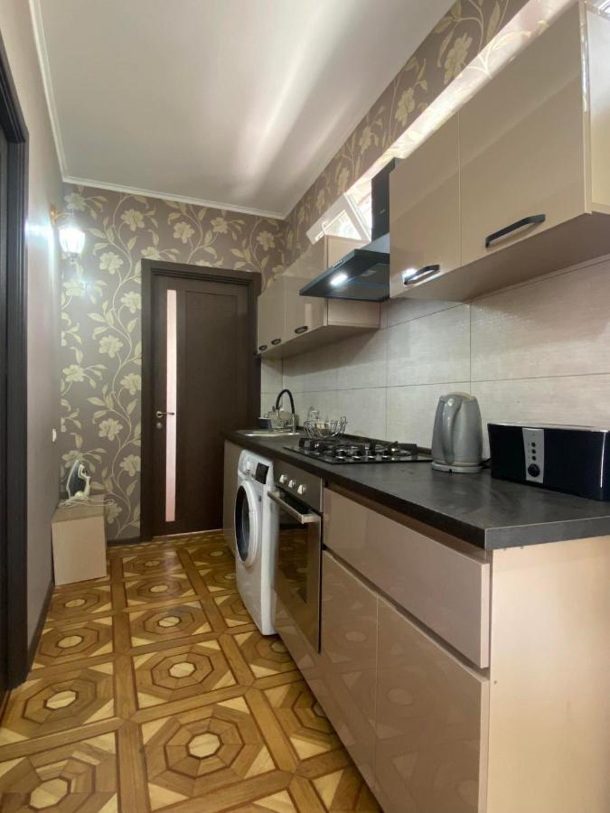 Дом 8 Apartment Tbilisi Luaran gambar