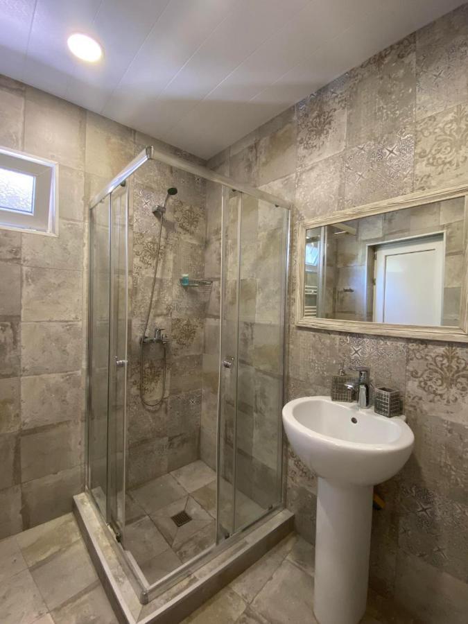 Дом 8 Apartment Tbilisi Luaran gambar